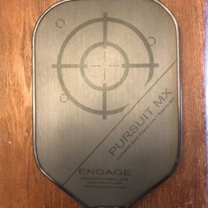 Engage Pursuit MX pickleball paddle